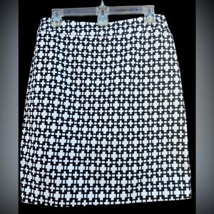 Cynthia Rowley Fitted Mini Skirt Lined Black White Geometric Pattern Size 8